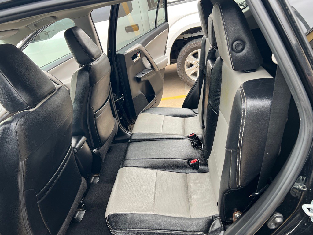 2018 Toyota Rav4 Image 14