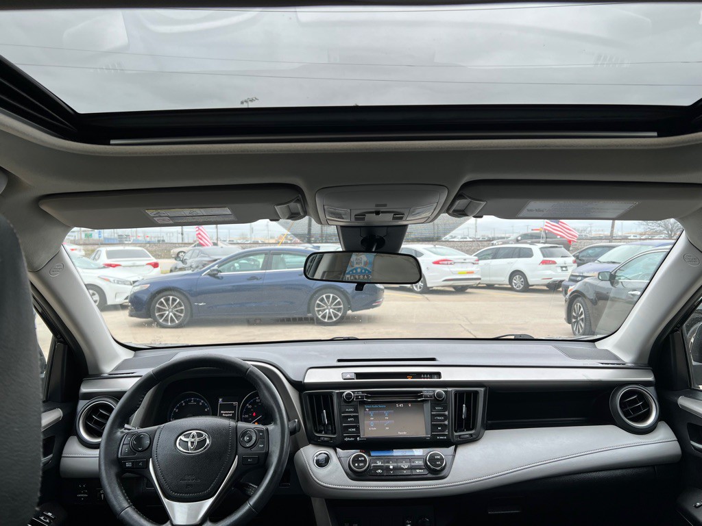 2018 Toyota Rav4 Image 18