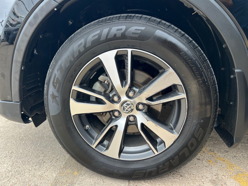 2018 Toyota Rav4 Image 20