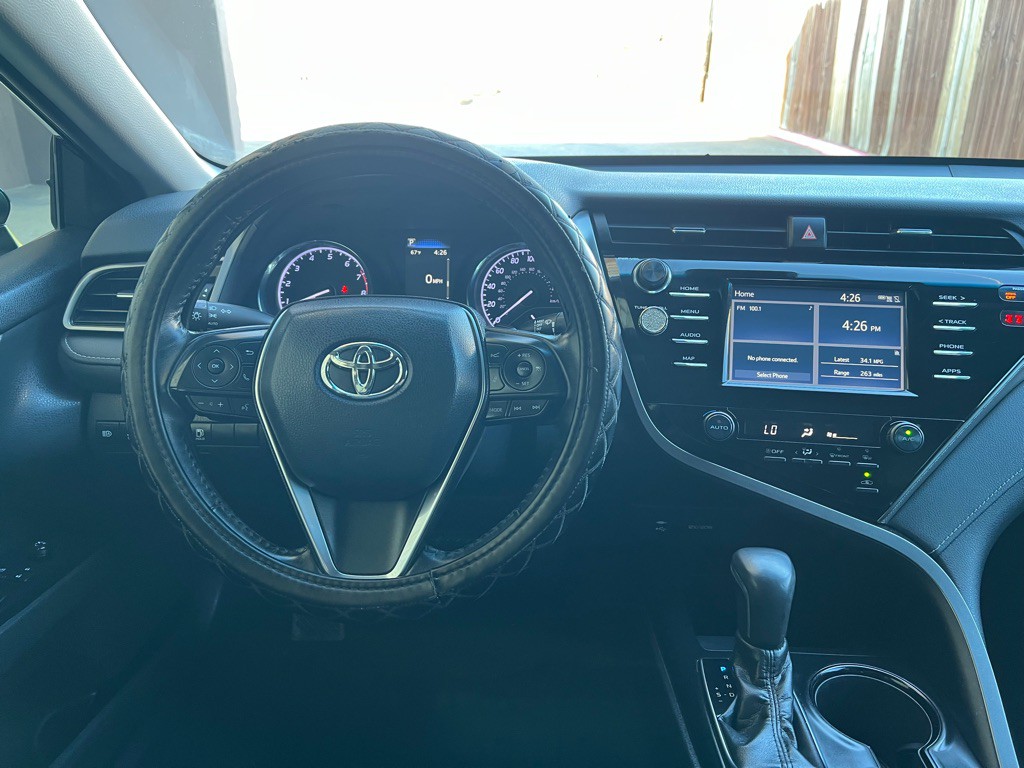 2019 Toyota Camry Image 15