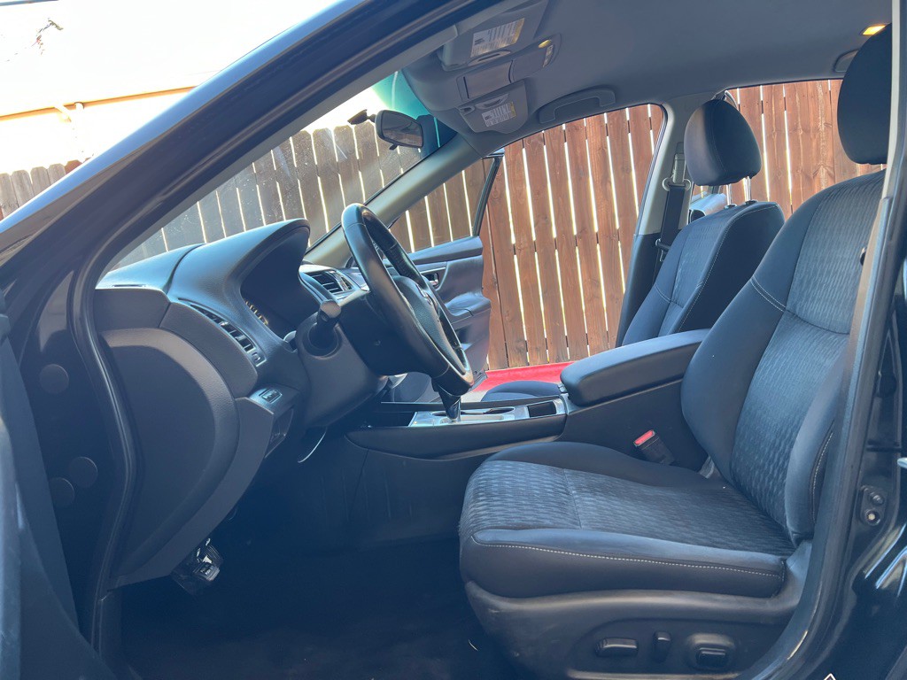 2018 Nissan Altima Image 11