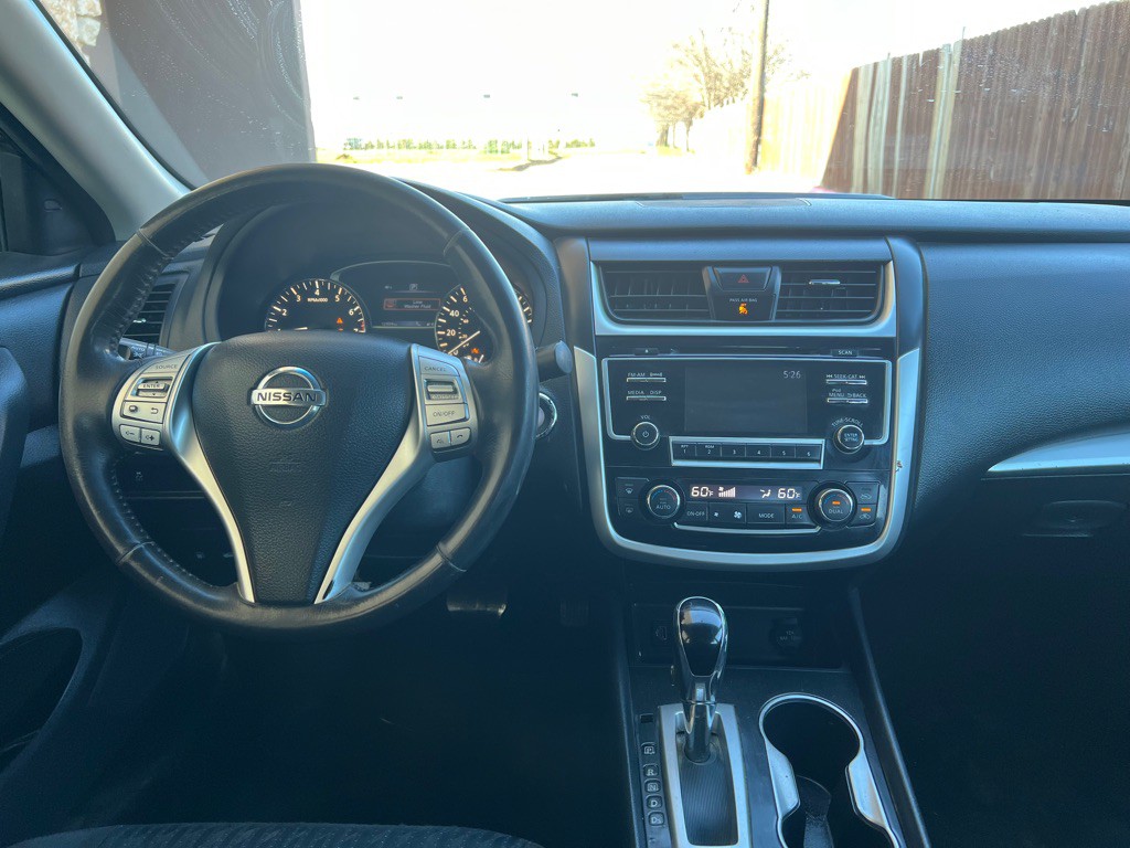 2018 Nissan Altima Image 15
