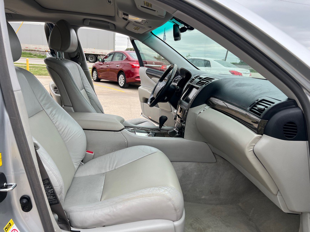 2009 Lexus LS Image 13