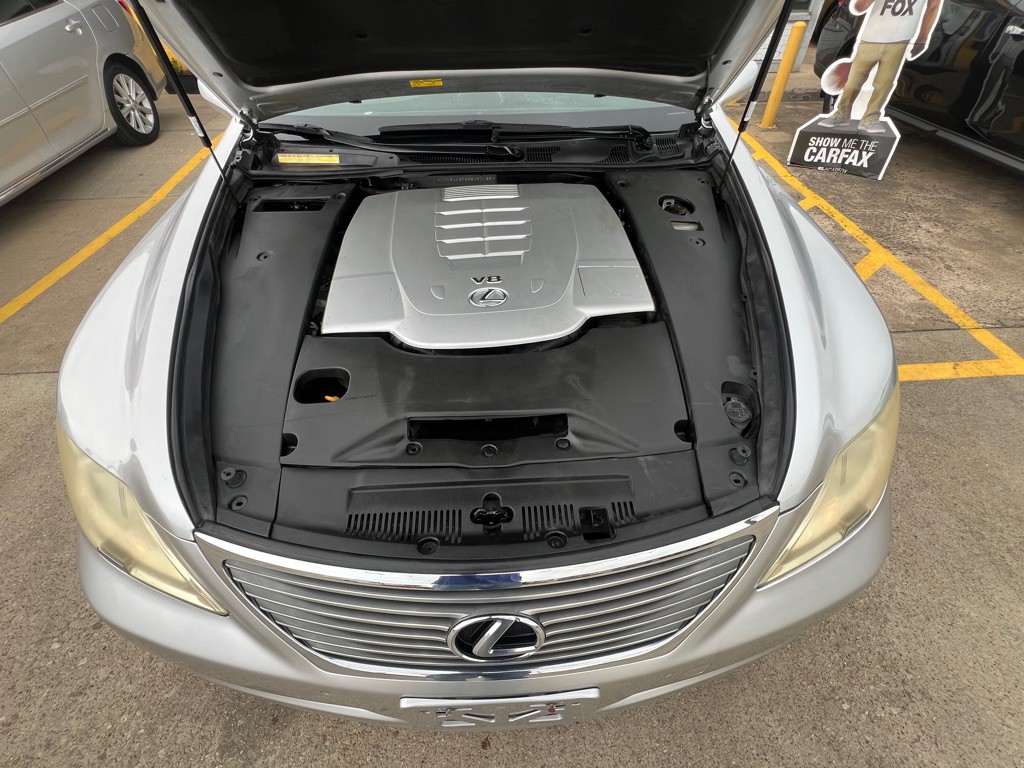2009 Lexus LS Image 26