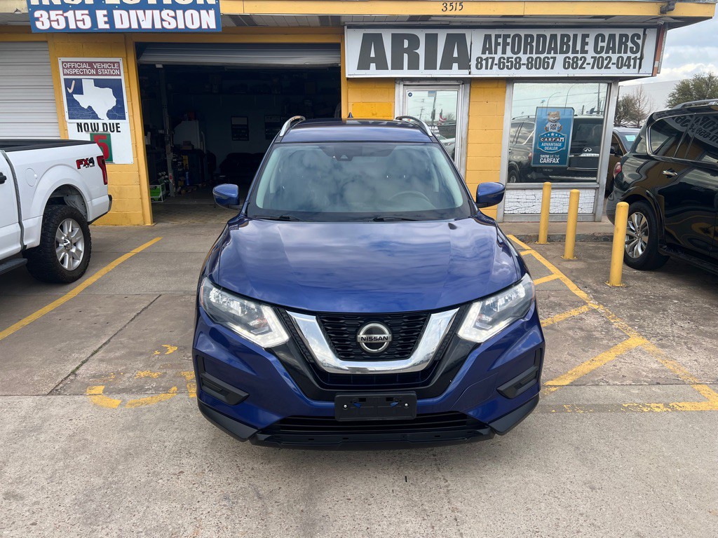 2019 Nissan Rogue Image 2