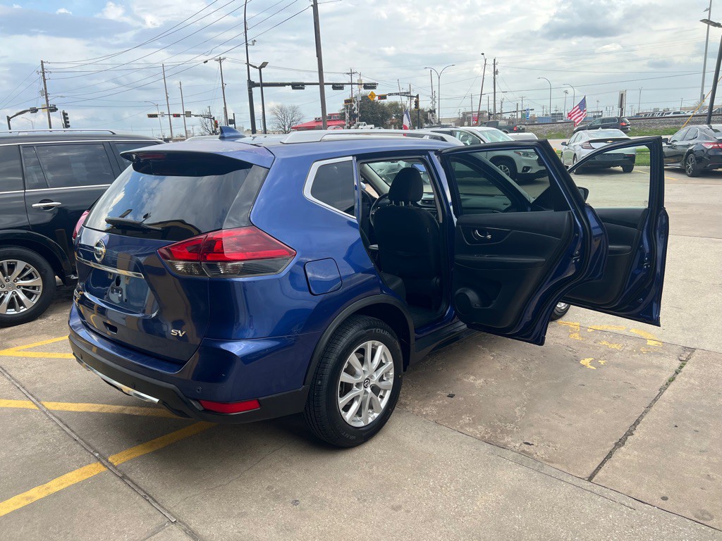 2019 Nissan Rogue Image 10