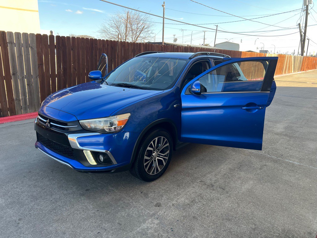 2018 Mitsubishi Outlander Image 8