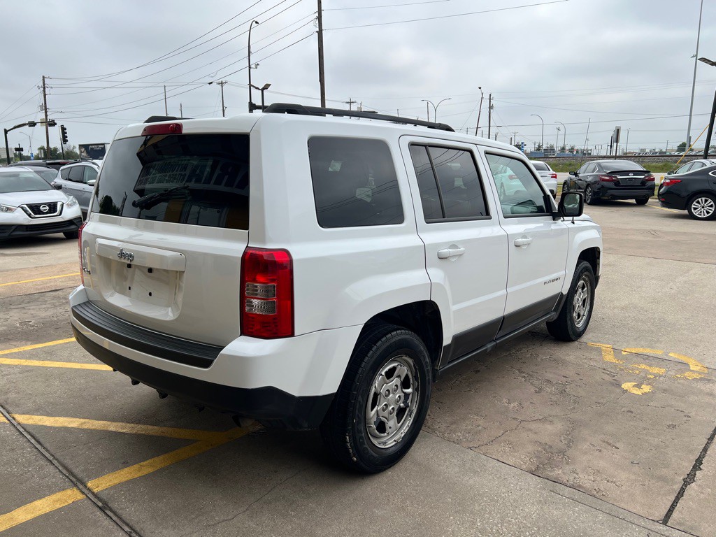 2013 Jeep Patriot Image 6