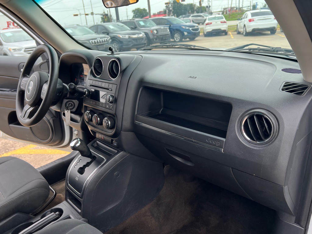 2013 Jeep Patriot Image 13