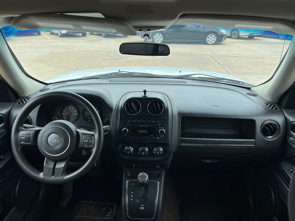 2013 Jeep Patriot Image 19