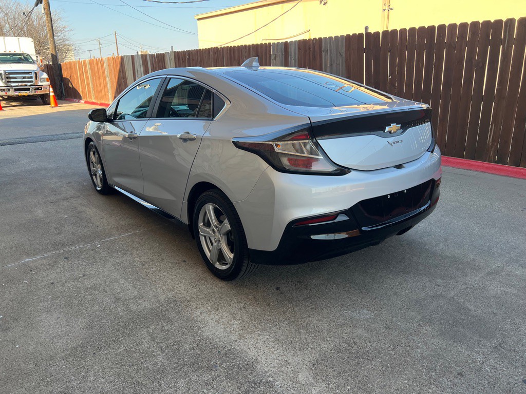 2017 Chevrolet Volt Image 4