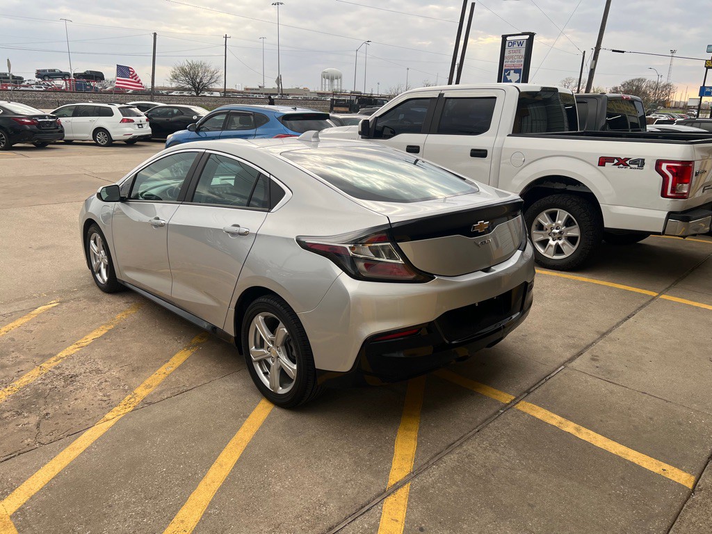 2017 Chevrolet Volt Image 25