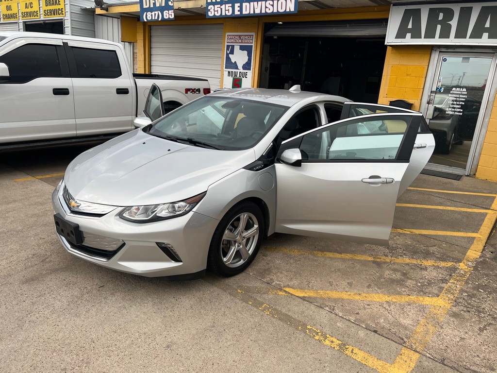 2017 Chevrolet Volt Image 29