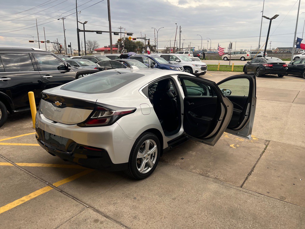 2017 Chevrolet Volt Image 31
