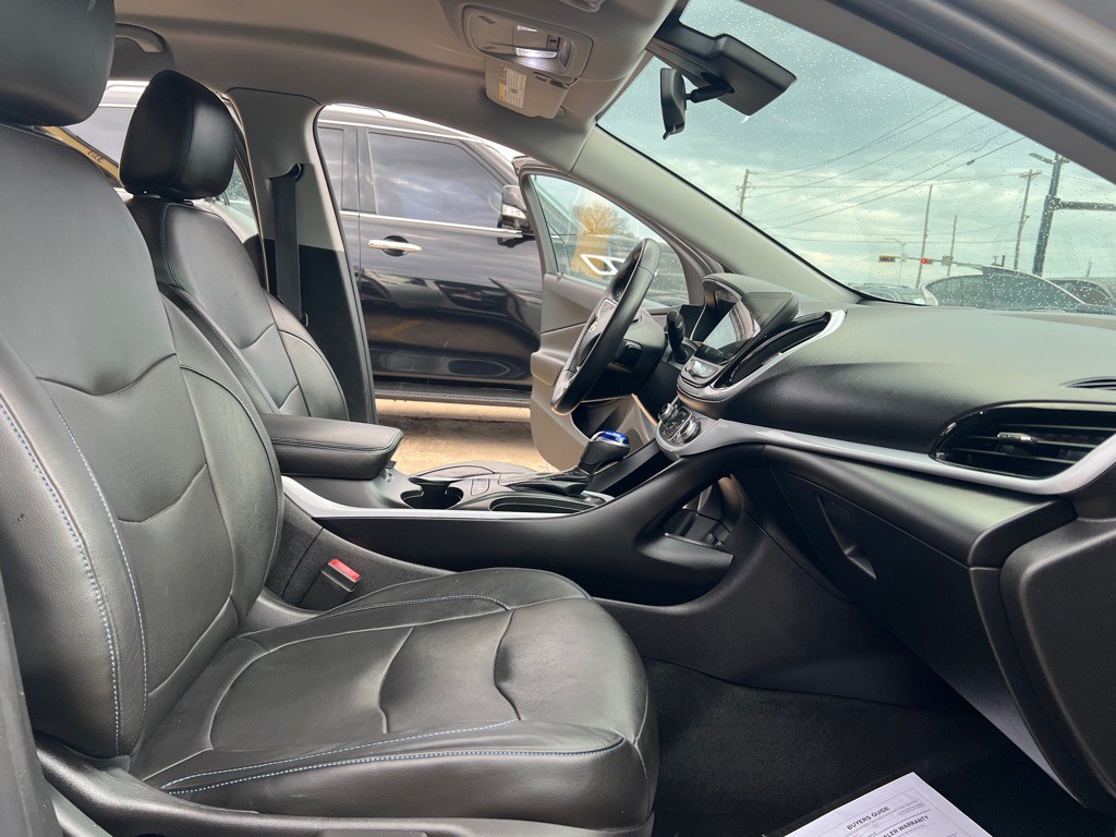 2017 Chevrolet Volt Image 33