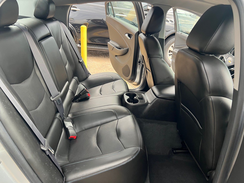 2017 Chevrolet Volt Image 34