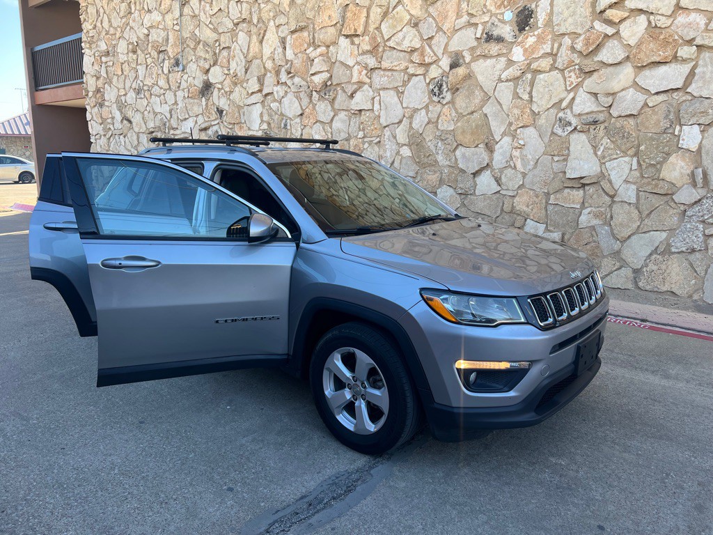 2019 Jeep Compass Image 6