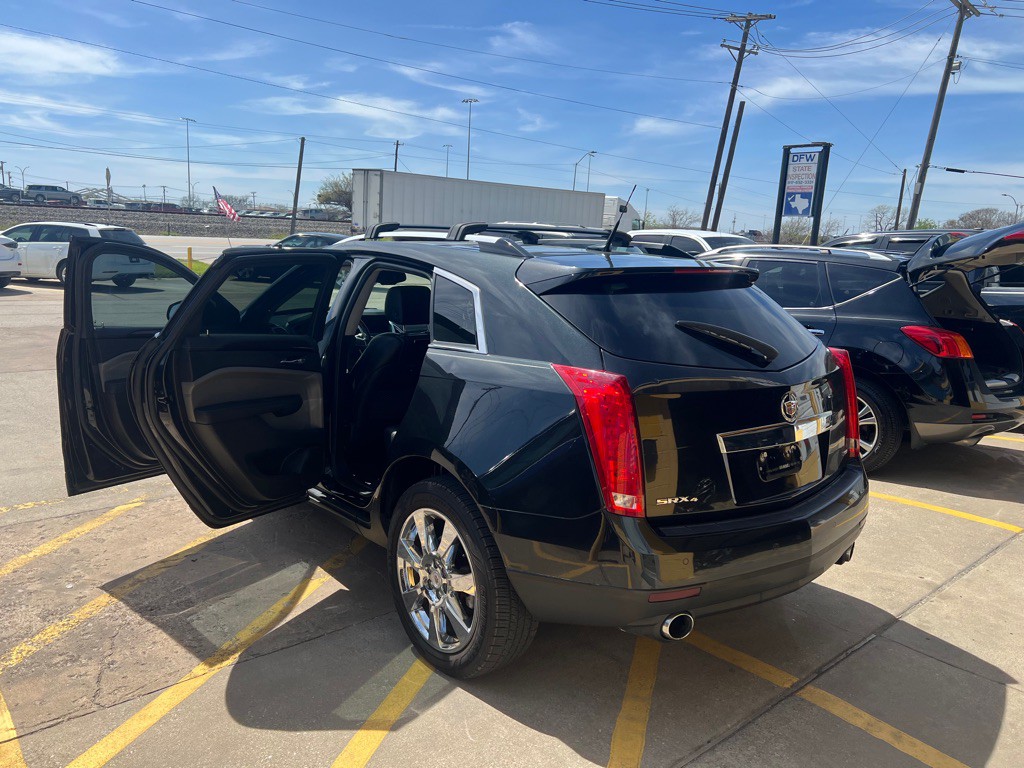 2011 Cadillac SRX Image 9