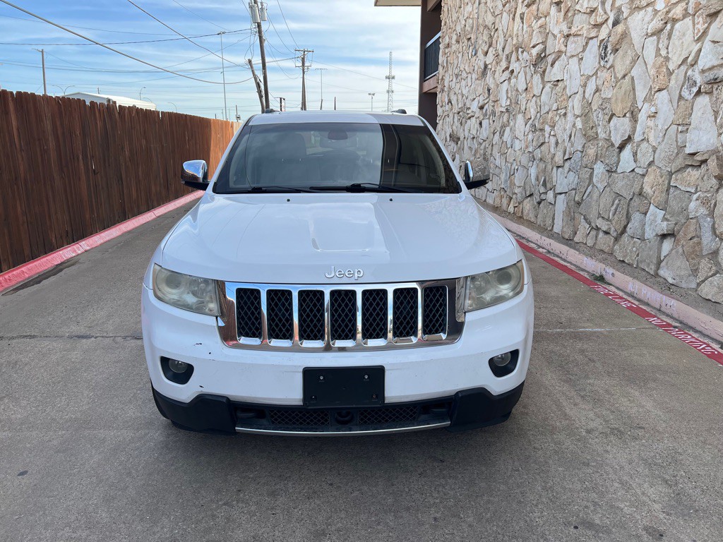 2013 Jeep Grand Cherokee Image 2