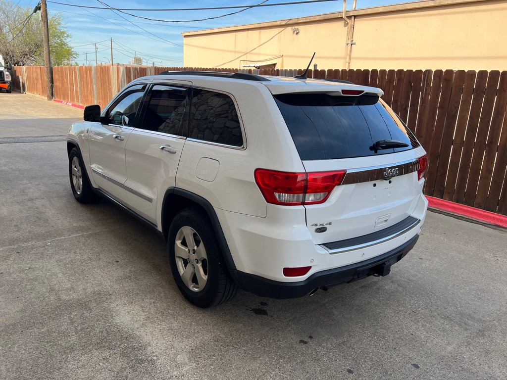 2013 Jeep Grand Cherokee Image 4