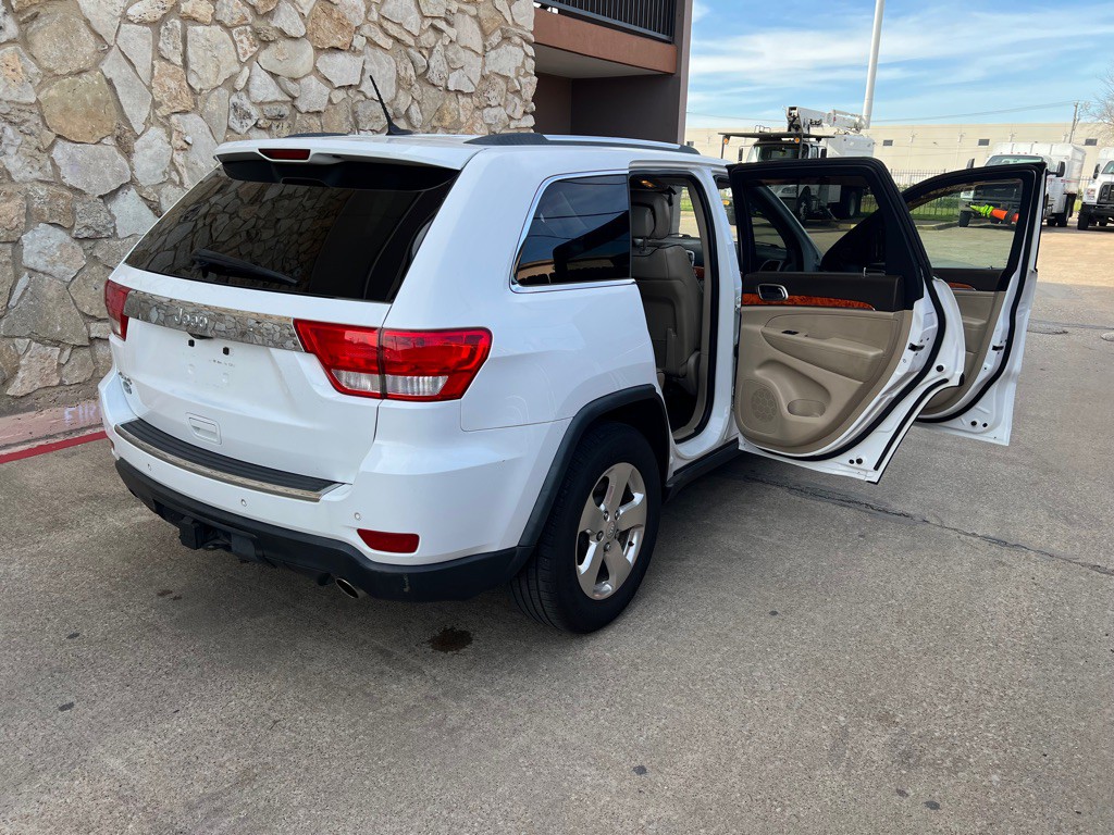 2013 Jeep Grand Cherokee Image 10