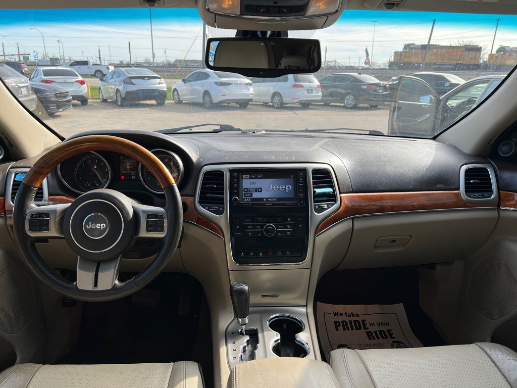 2013 Jeep Grand Cherokee Image 18