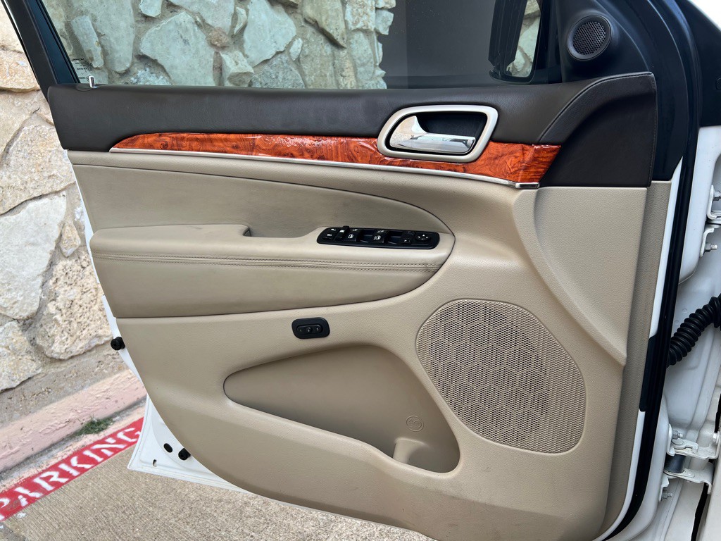 2013 Jeep Grand Cherokee Image 19