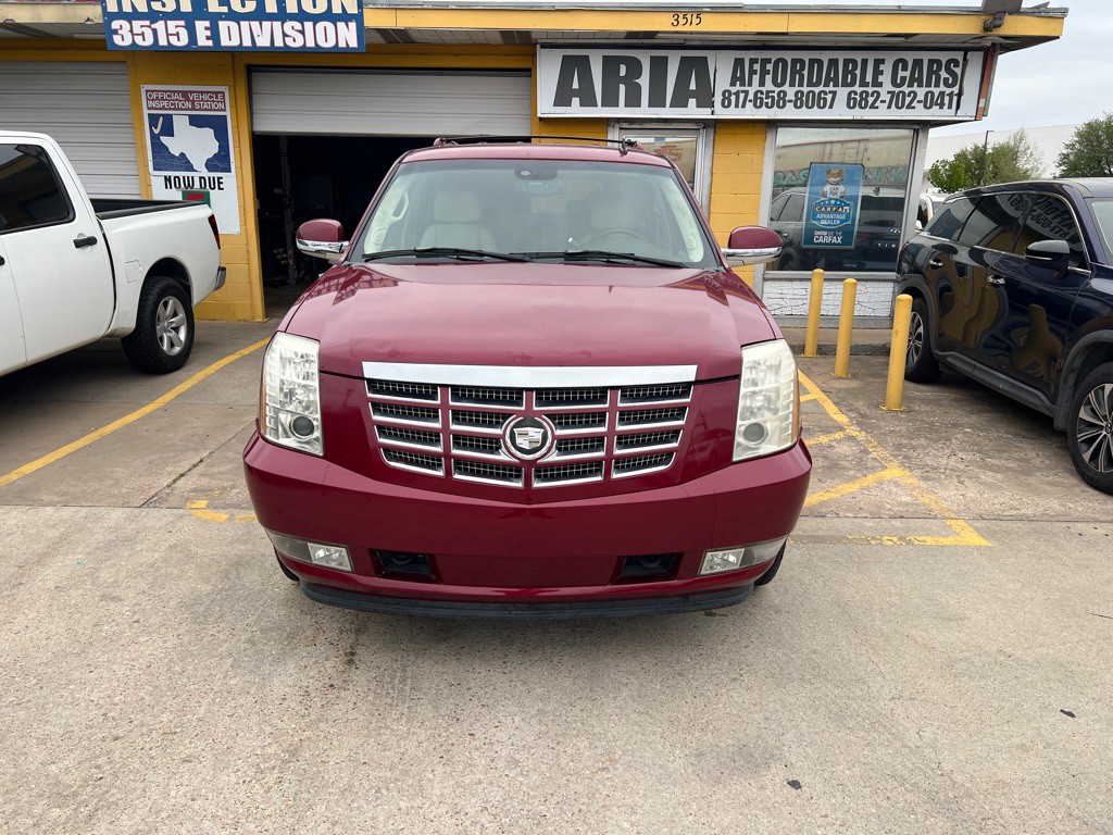 2007 Cadillac Escalade Image 2