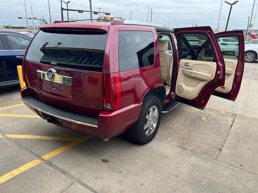 2007 Cadillac Escalade Image 10