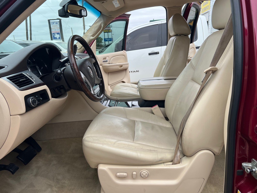 2007 Cadillac Escalade Image 12