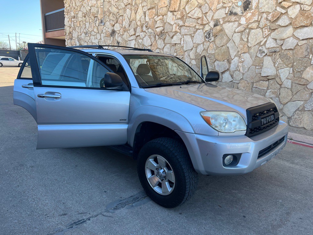 2006 Toyota 4Runner Image 6