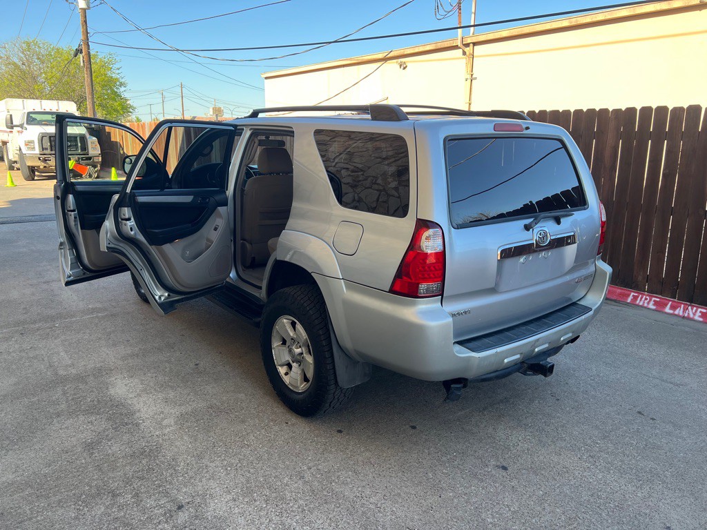 2006 Toyota 4Runner Image 9