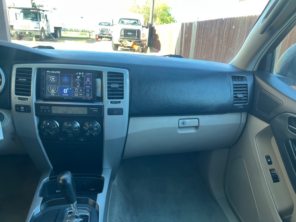 2006 Toyota 4Runner Image 17