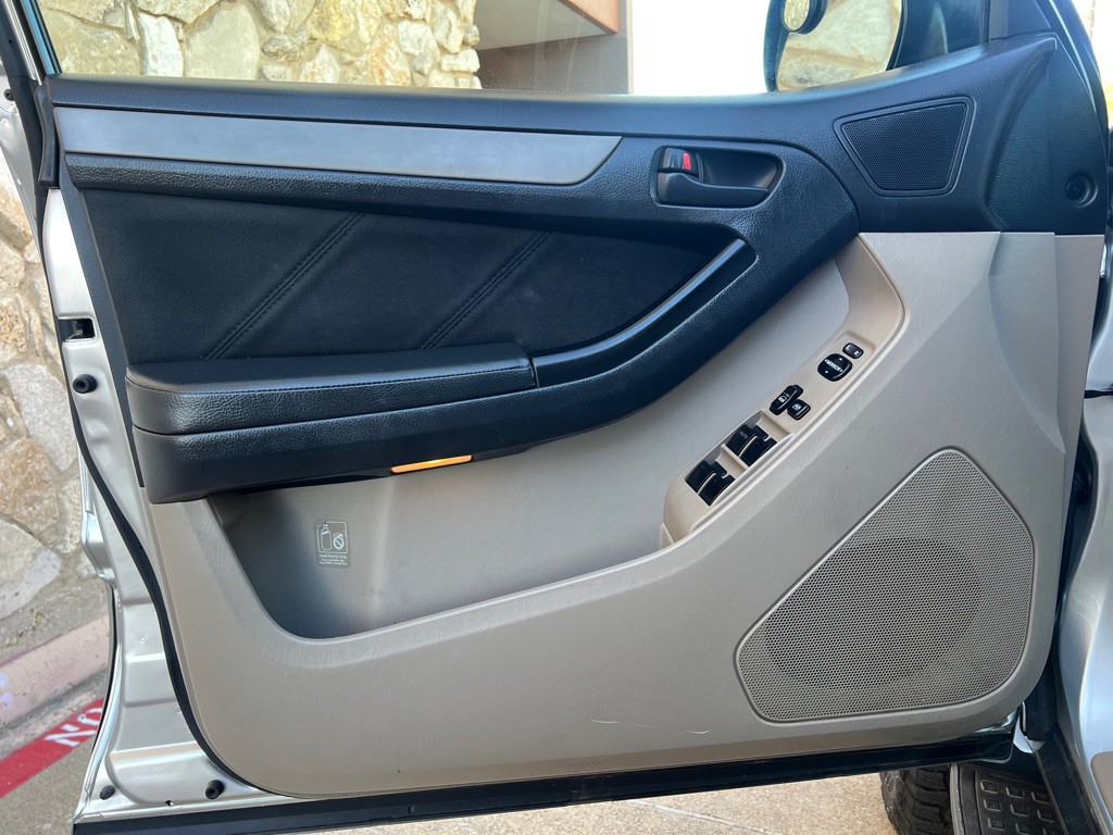 2006 Toyota 4Runner Image 19