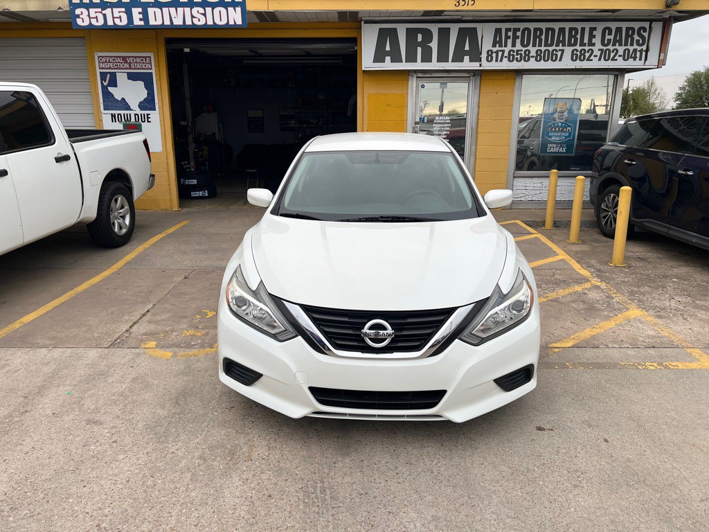 2018 Nissan Altima Image 2