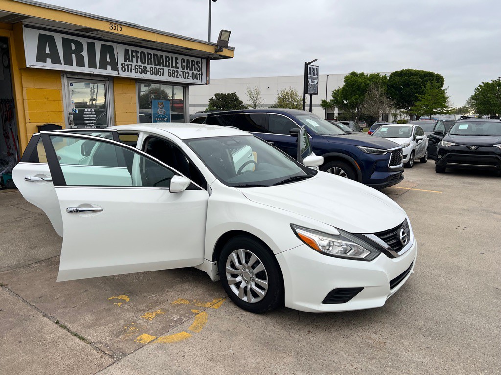2018 Nissan Altima Image 6