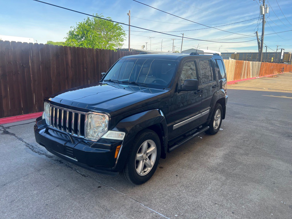 2011 Jeep Liberty Image 3