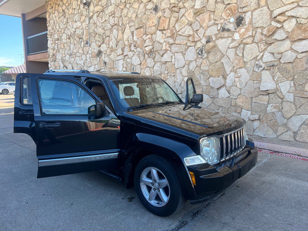 2011 Jeep Liberty Image 6