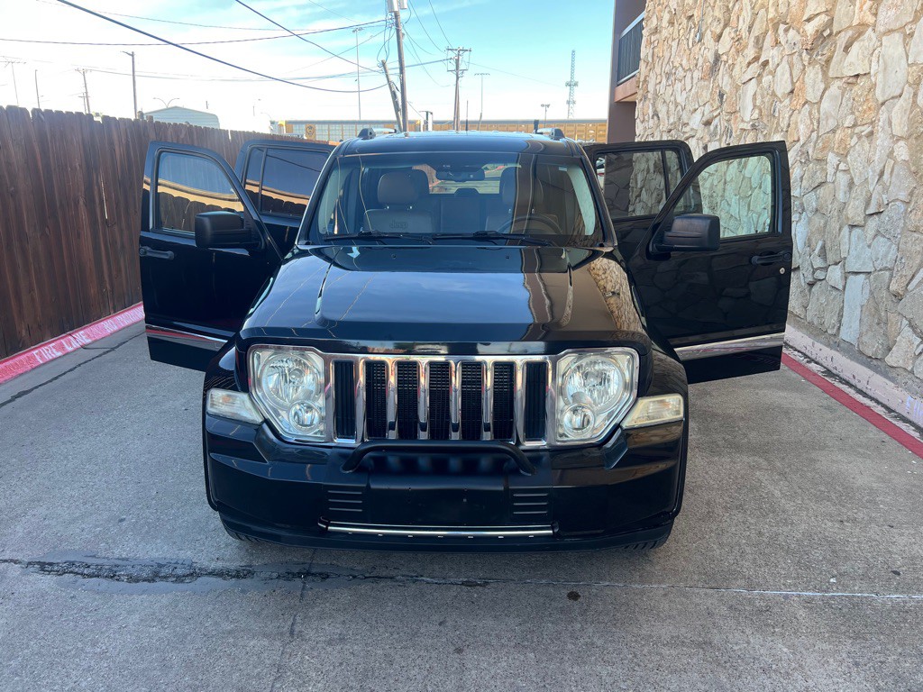 2011 Jeep Liberty Image 7
