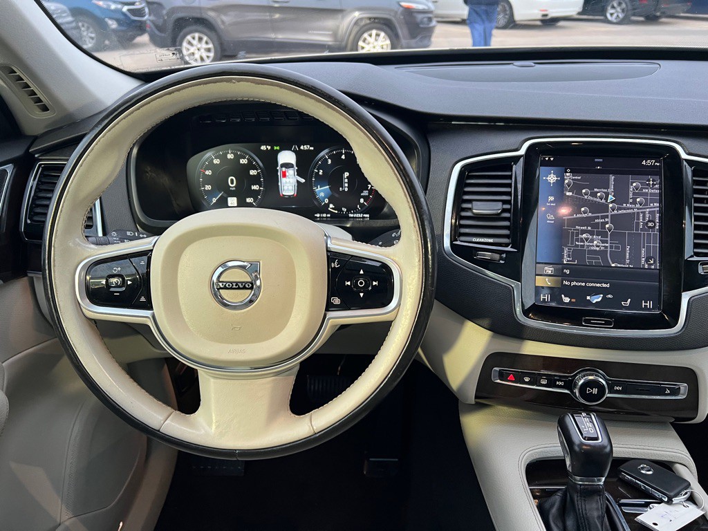 2016 Volvo XC90 Image 19