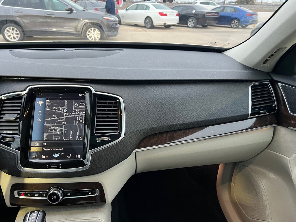 2016 Volvo XC90 Image 20