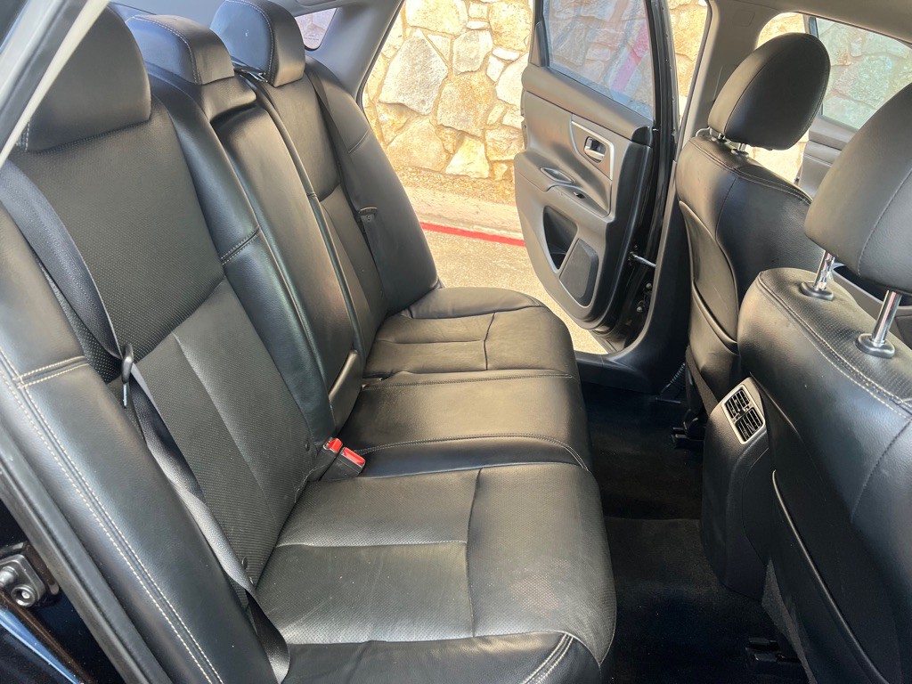 2017 Nissan Altima Image 14