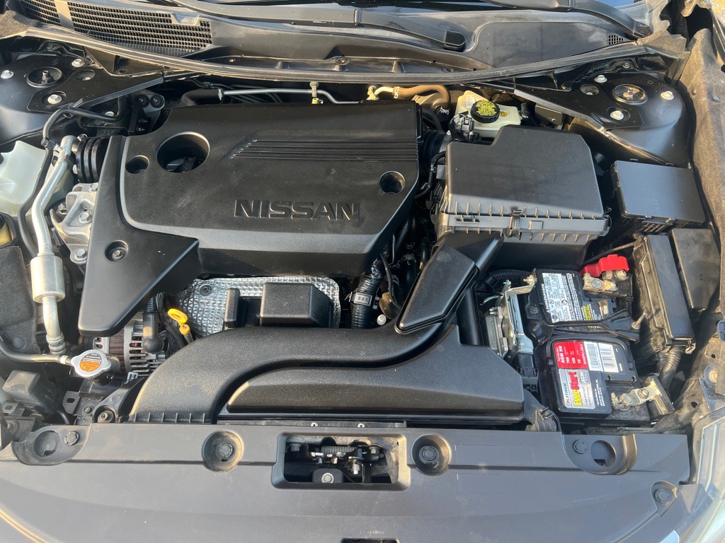2017 Nissan Altima Image 21