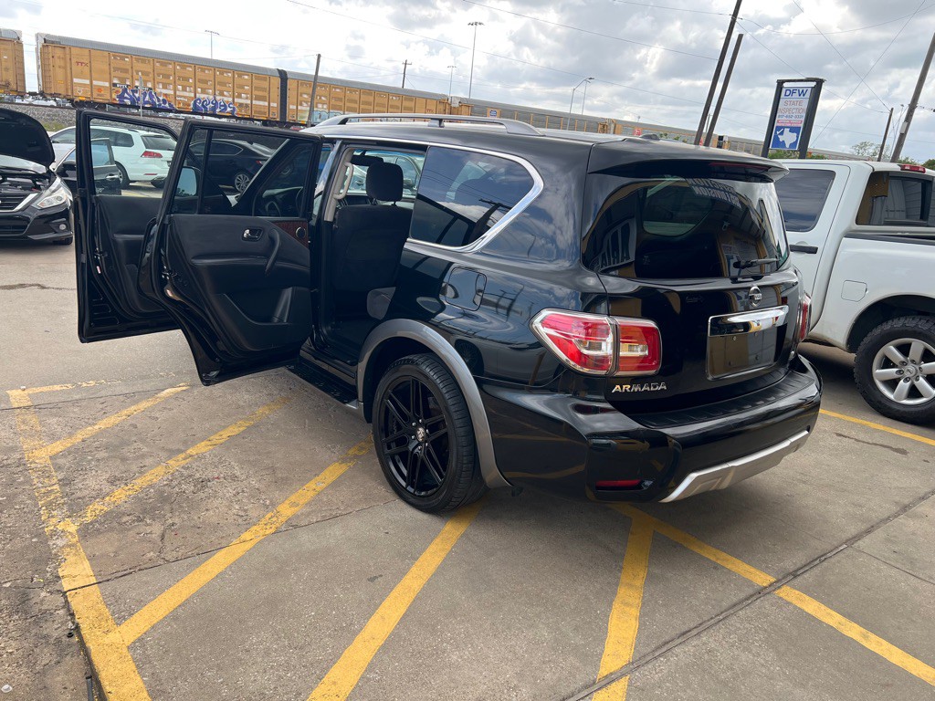 2018 Nissan Armada Image 9