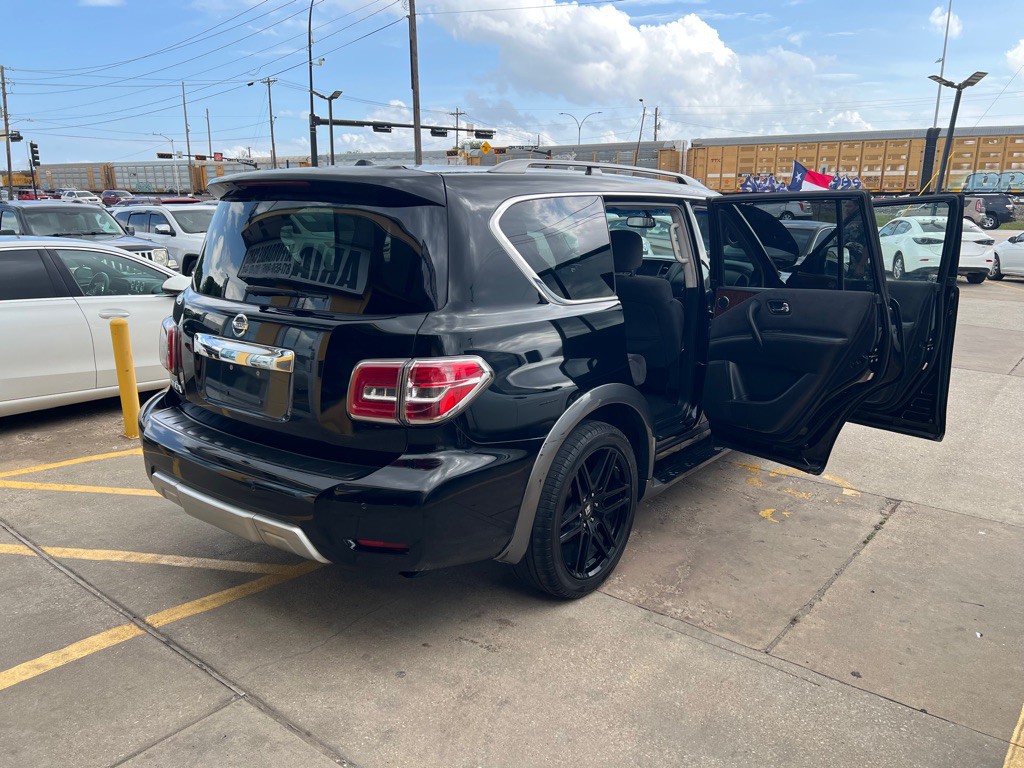 2018 Nissan Armada Image 10