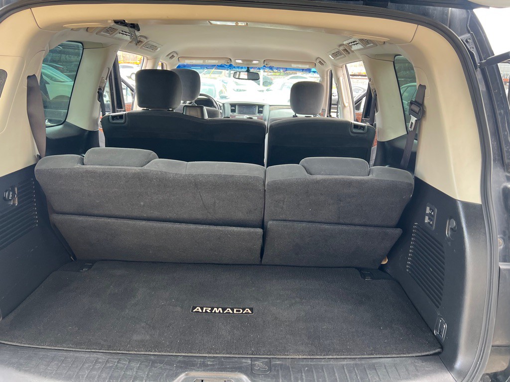 2018 Nissan Armada Image 11