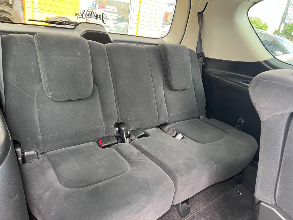 2018 Nissan Armada Image 16