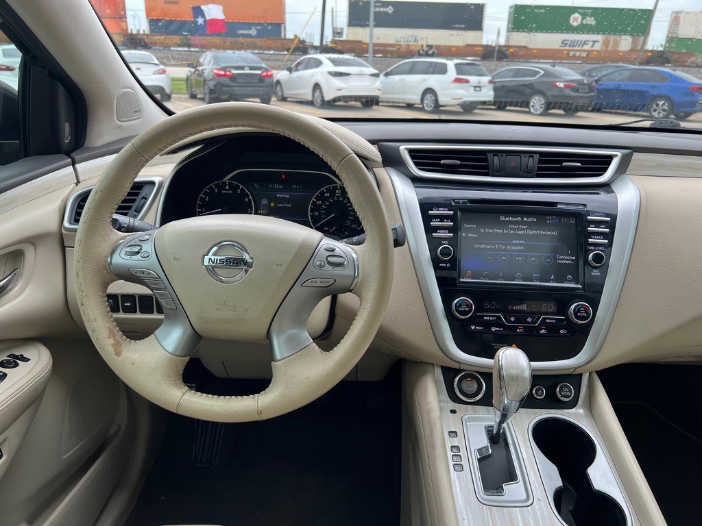 2016 Nissan Murano Image 16