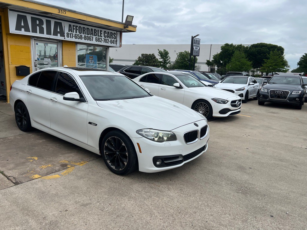2016 BMW 5 Series Image 1
