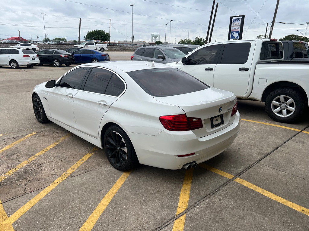 2016 BMW 5 Series Image 4